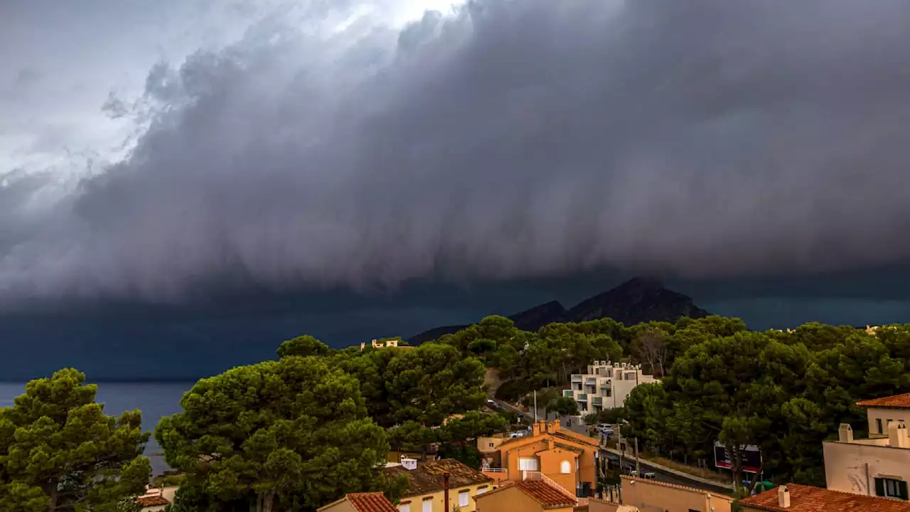 Mallorca: Zwei deutsche Segler (50, 19) nach schwerem Unwetter vermisst