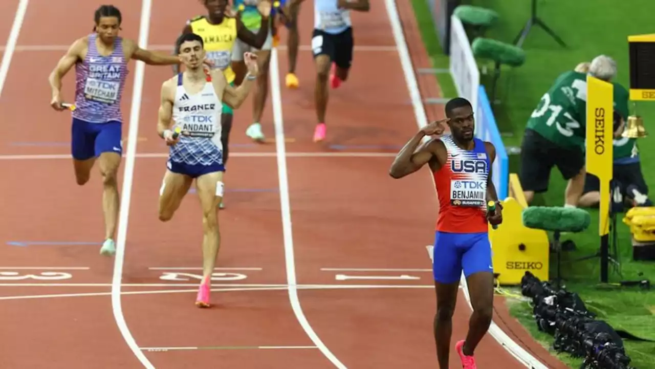 Brilliant Bol grabs gold for Dutch, US men stroll in 4x400m relays