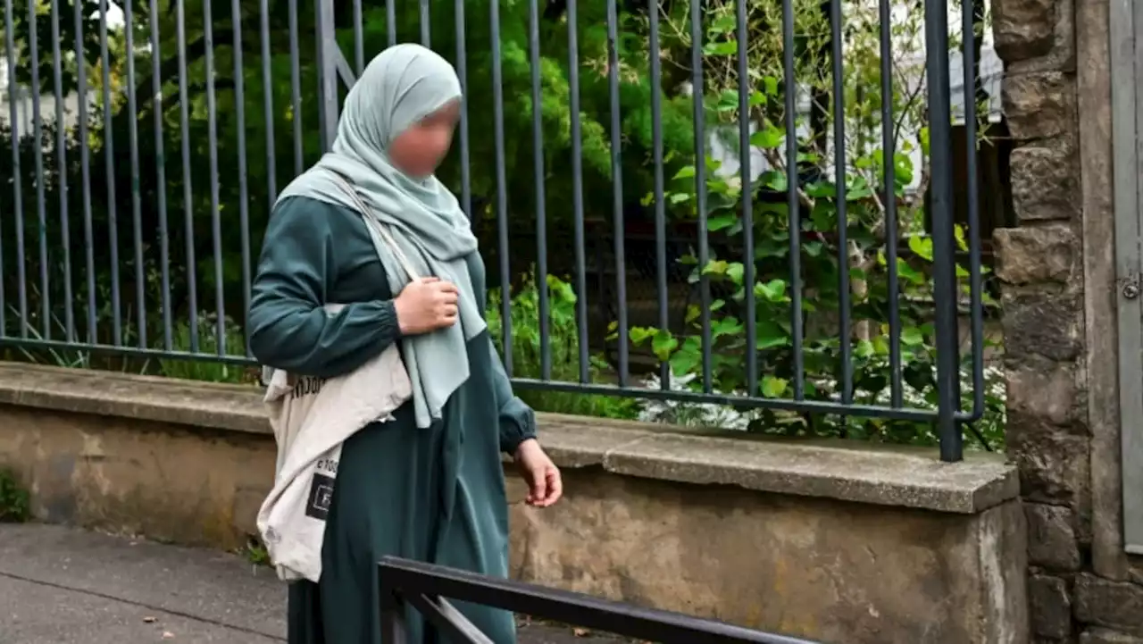 French school abaya ban opens fresh secularism row