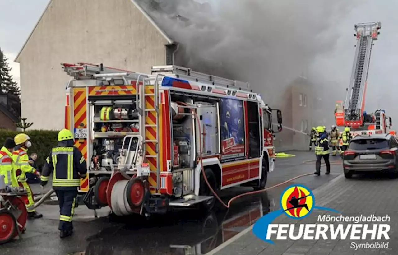 Schwelbrand in Krankenhaus löst Großeinsatz der Feuerwehr aus