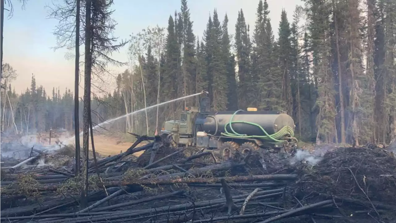 Yellowknife fire now 'being held' but it’s still not safe for residents to return: officials