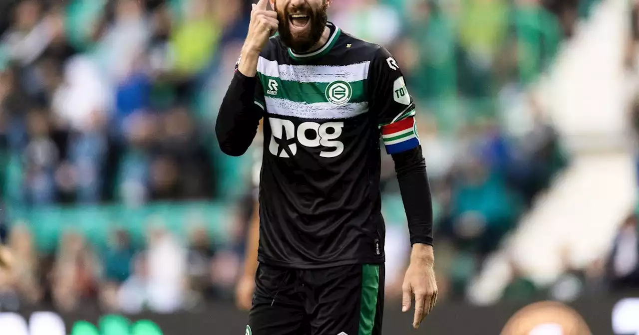 Motherwell hero Kevin van Veen shares Groningen fan abuse straight to his phone