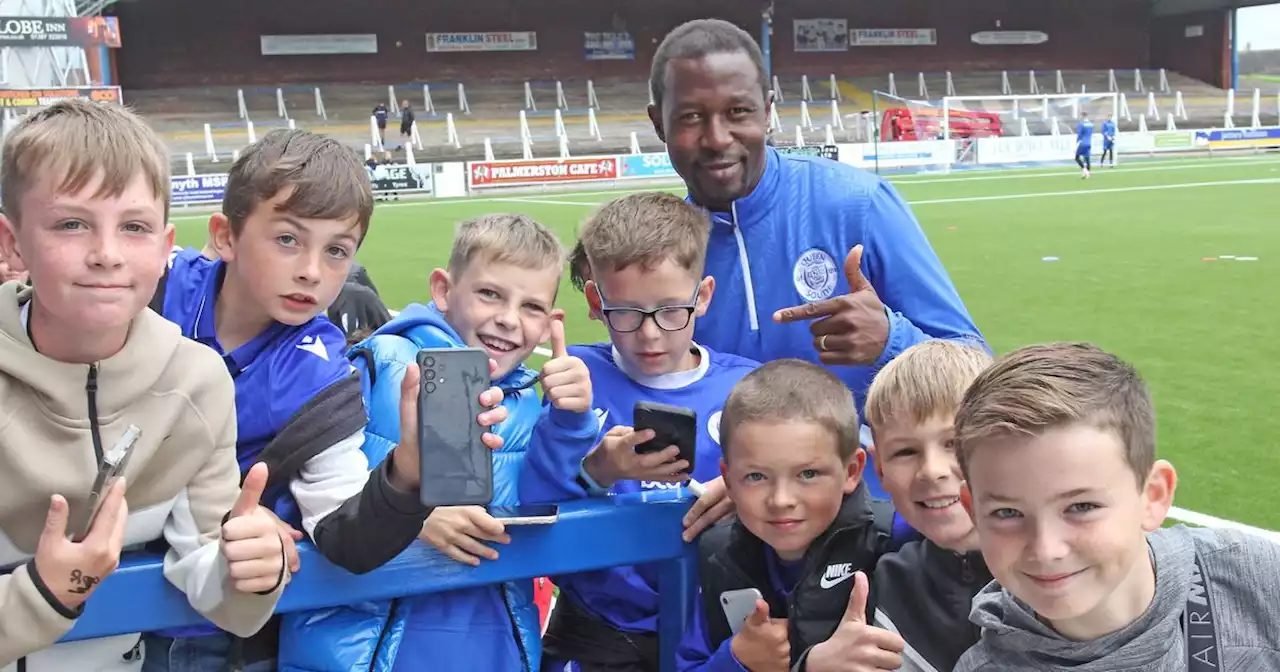 Queens fans meet players at open training