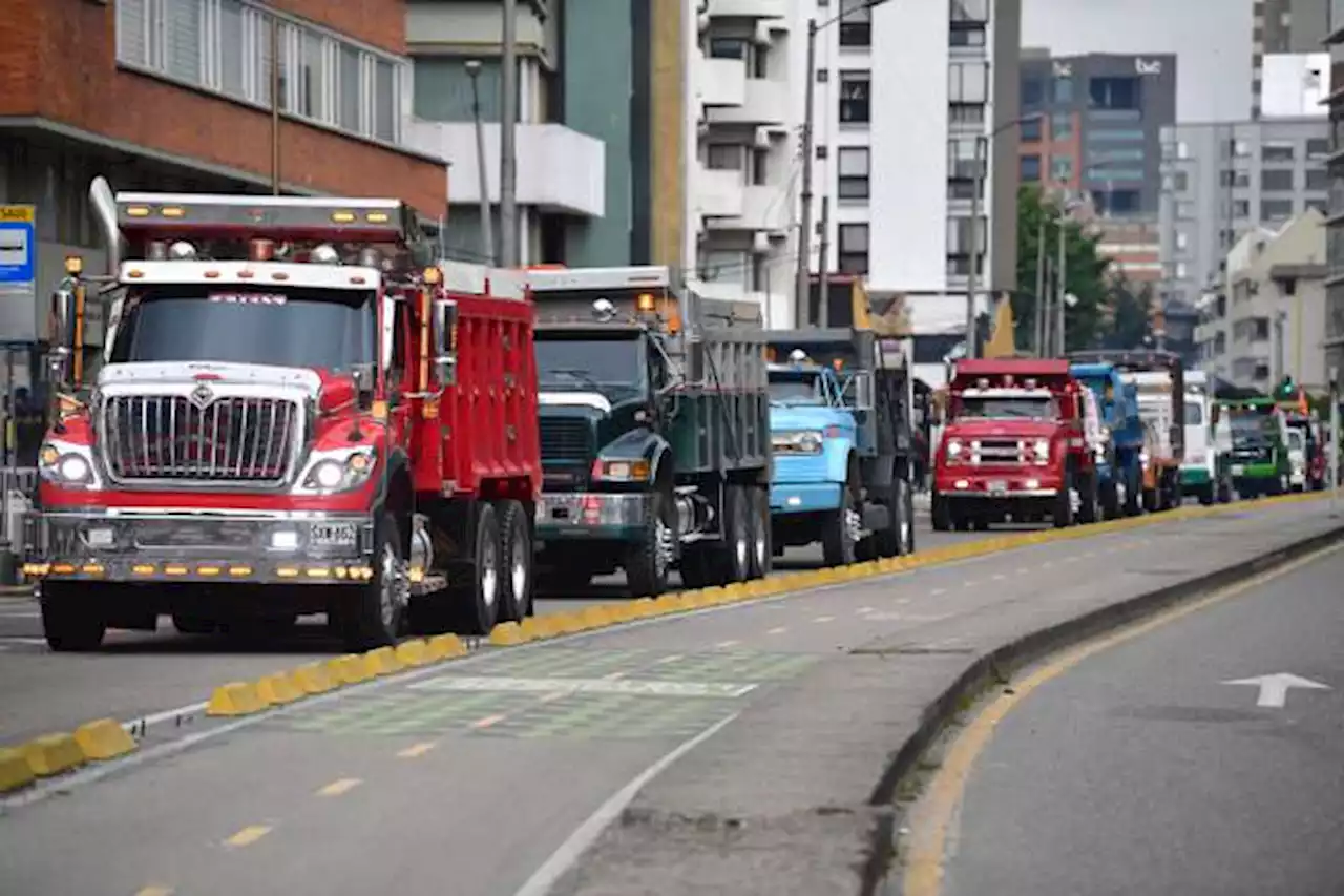 Camioneros marcharán este lunes 28 de agosto: horarios y puntos de concentración