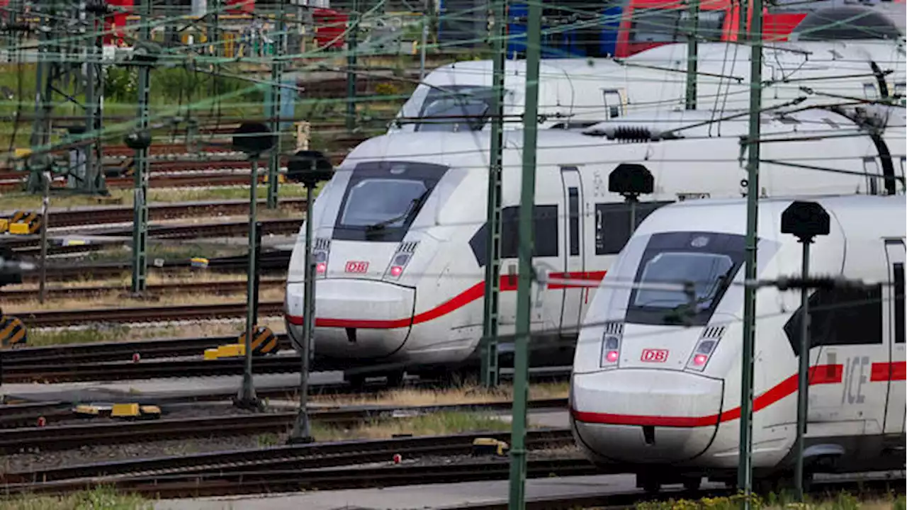 Bahnverkehr: Kein unbefristeter Streik bei der Bahn nach EVG-Urabstimmung