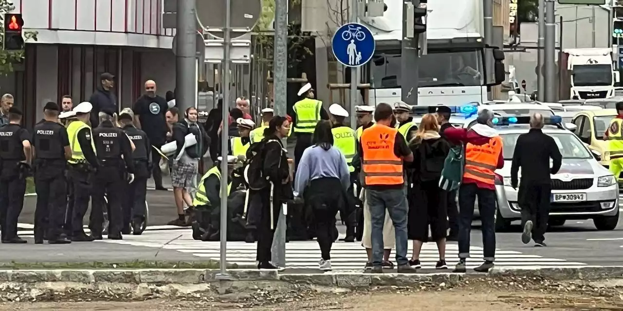 15 Anzeigen! Klimakleber stolz auf Aktion in St. Pölten