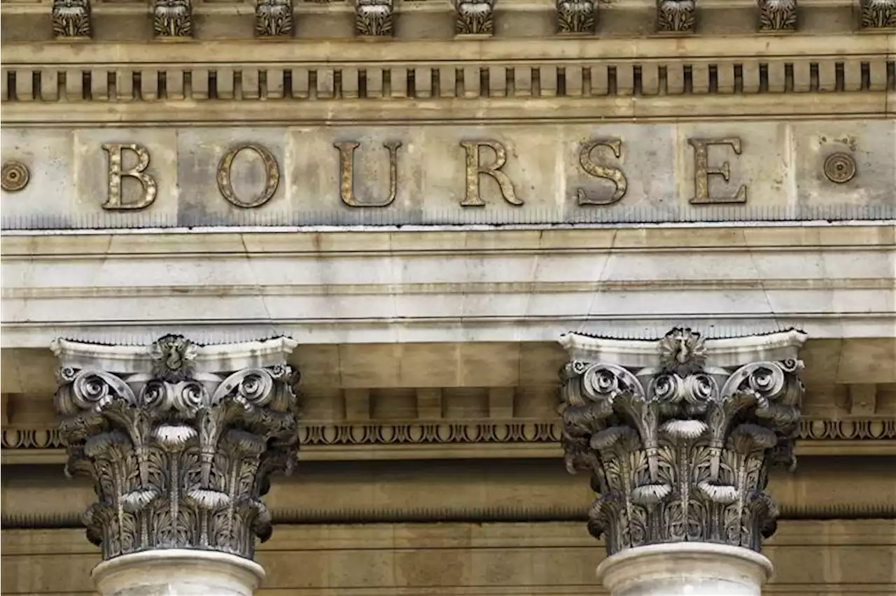 L'autorité de la concurrence examine la reprise de Credit Suisse par UBS Par Reuters