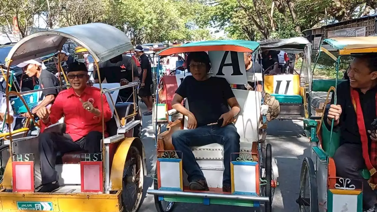 Tukang Becak dan Pemulung Padati Deklarasi Relawan Ganjar Pranowo di Sulawesi Tenggara