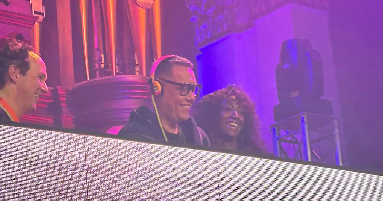 Coronation Street star stuns Bolton as she joins Gok Wan on stage for DJ set