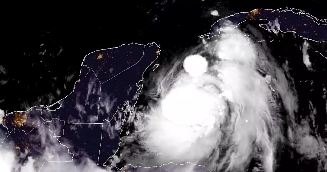 Tropical storm Idalia expected to intensify into a Category 3 hurricane as it moves toward Florida