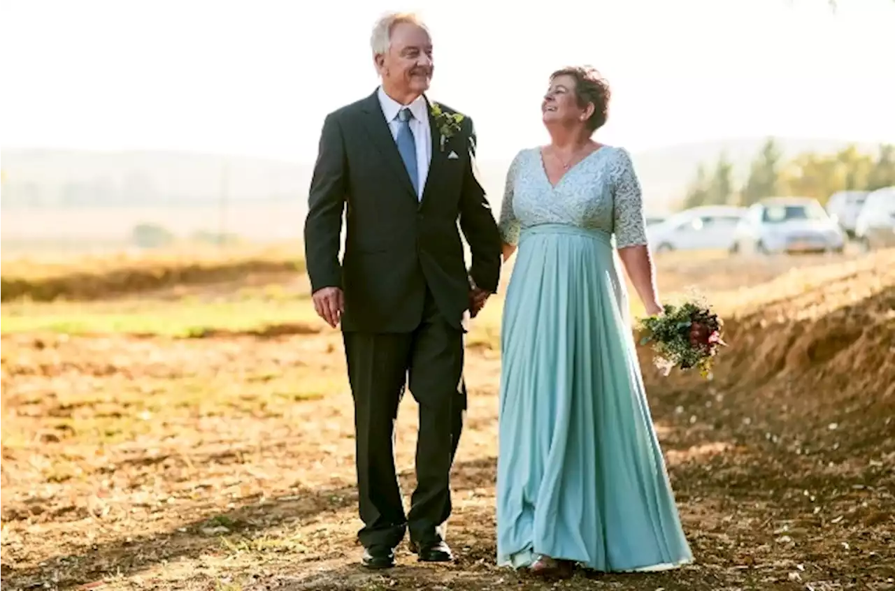 Decades in the making: Couple who met at a wedding in 1959 plan their own 64 years later