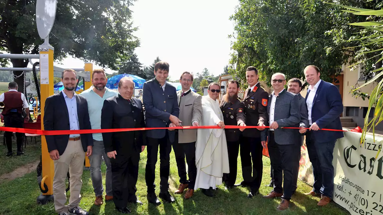 Oberrußbach: Zum Fest wurde der neue Tummelplatz offiziell eröffnet