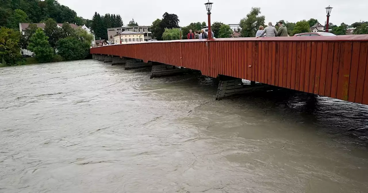 Warnung vor Überschwemmungen am Inn - Starkregen in Tirol