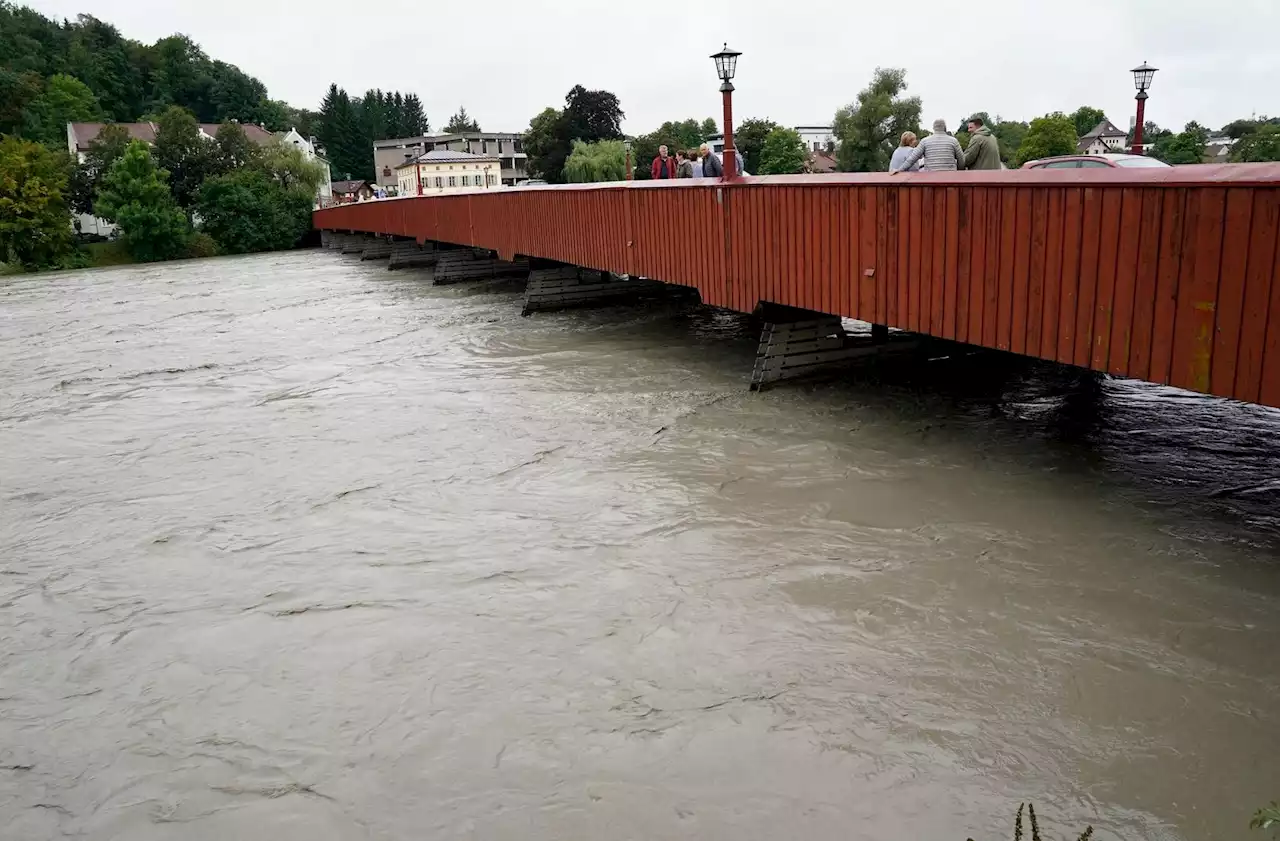 Luftretter der BRK-Wasserwacht in erhöhter Alarmbereitschaft