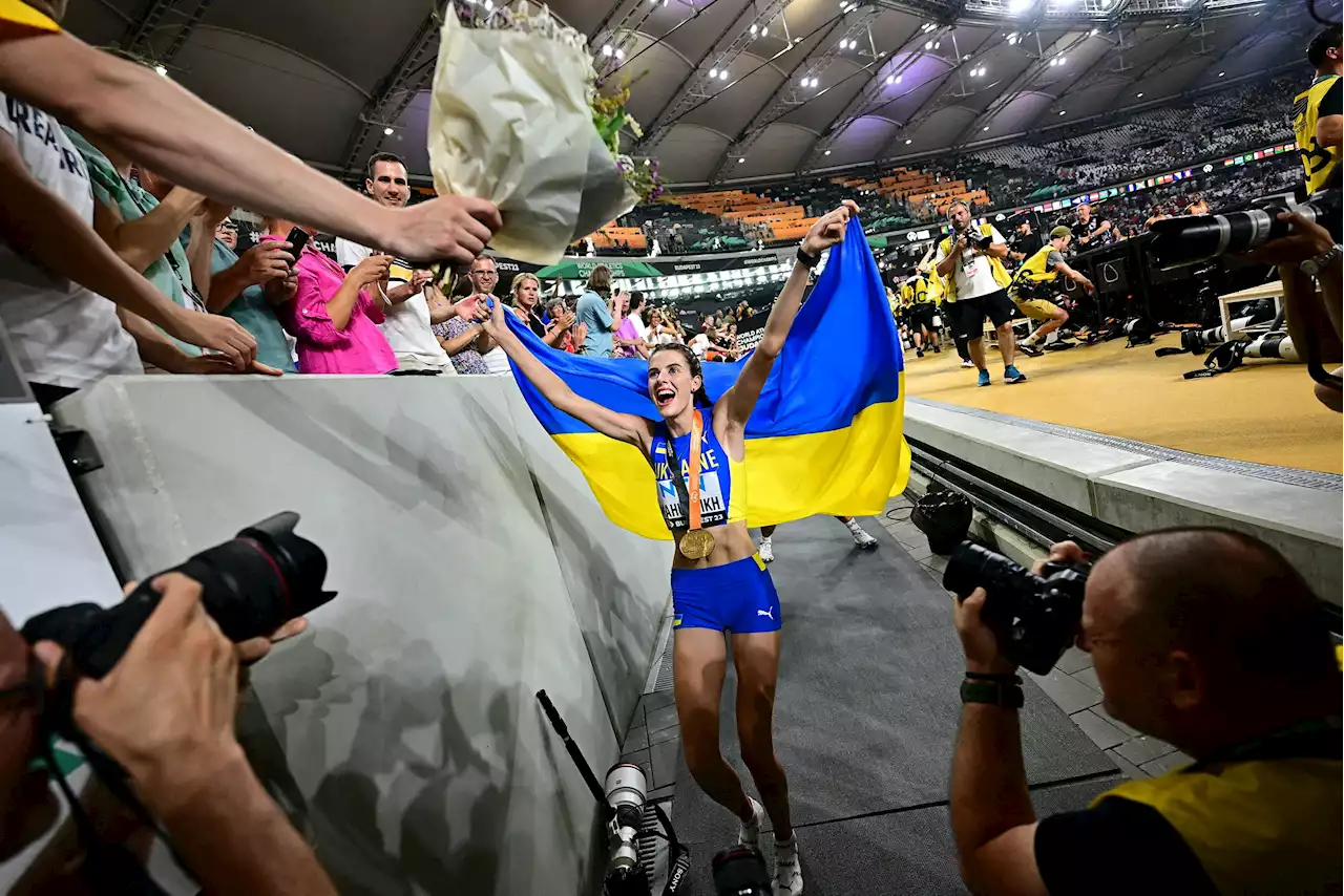 Athletics-Ukraine's Mahuchikh soars to world championship victory in women's high jump