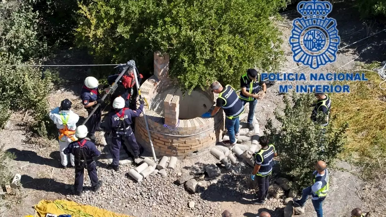 Hallan el cadáver de una mujer en el interior de un pozo de gran profundidad en Jerez de la Frontera