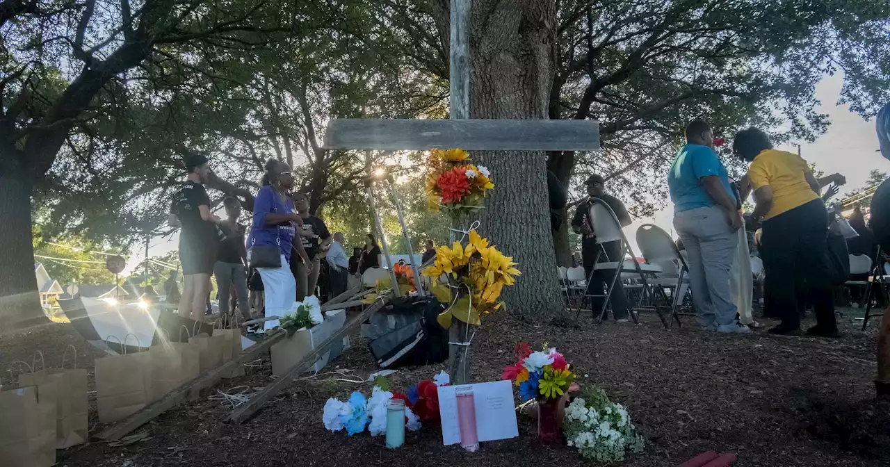 'É um crime de ódio': vítimas do tiroteio na Flórida homenageadas