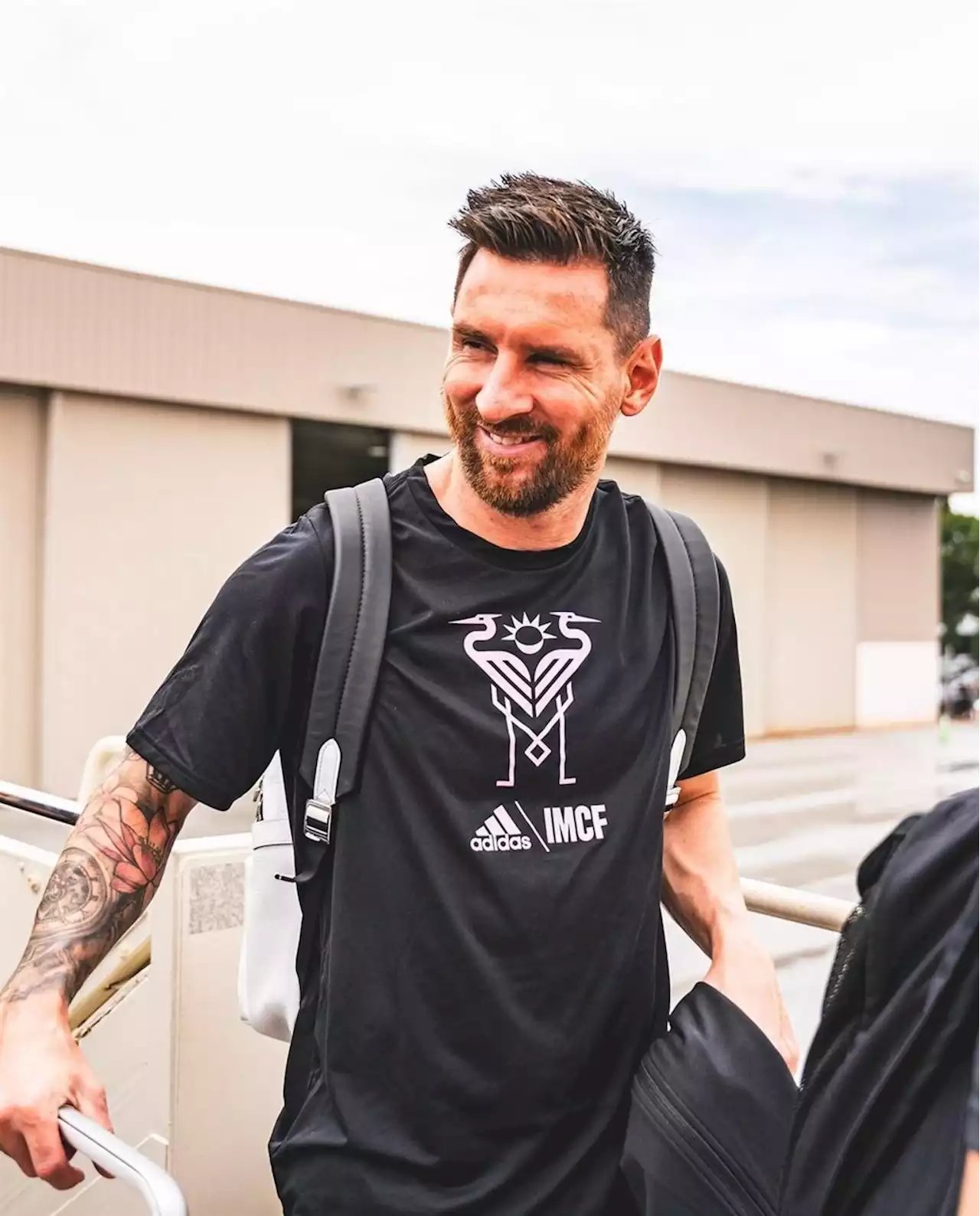 Who Is Messi’s Menacing Bodyguard? | Soccer Laduma