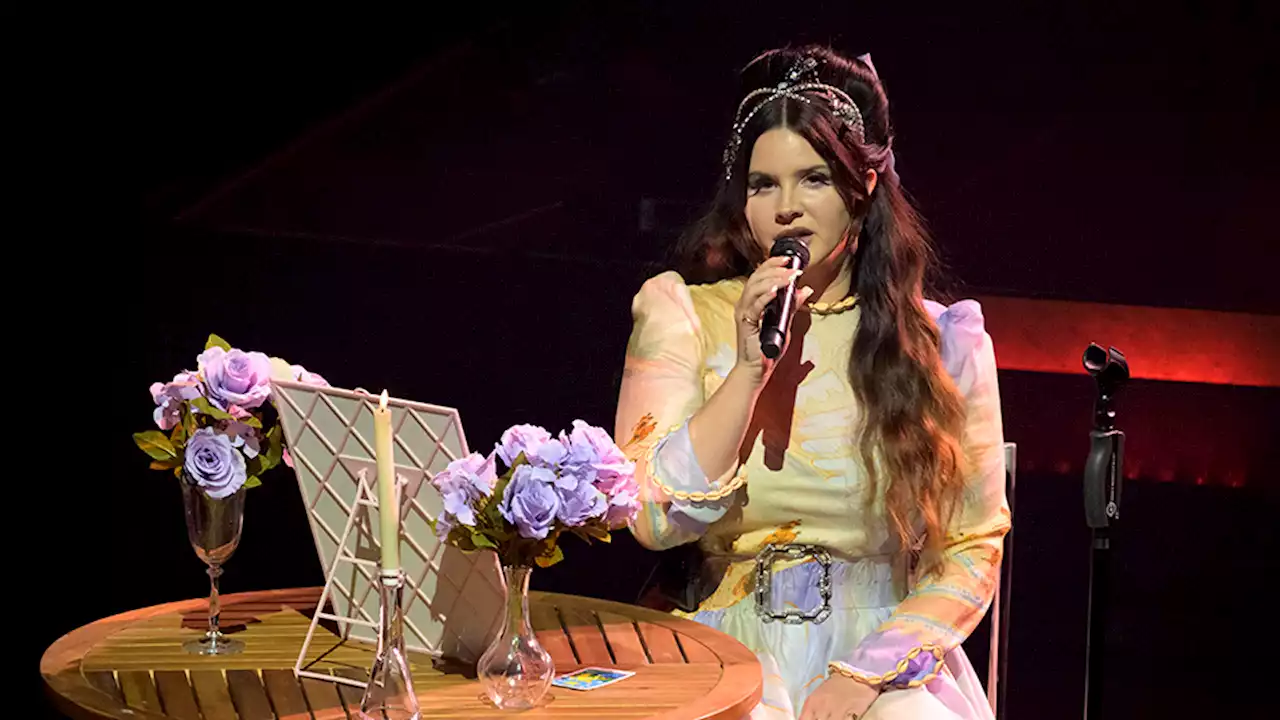 Lana Del Rey Tickets Are Completely Sold Out—Here’s How To Still Get Them