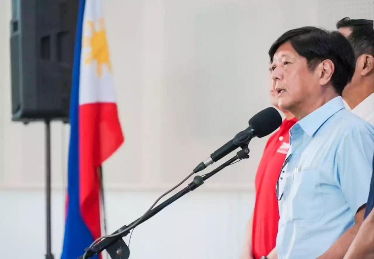 Marcos recognizes modern day heroes, tearfully remembers Ople