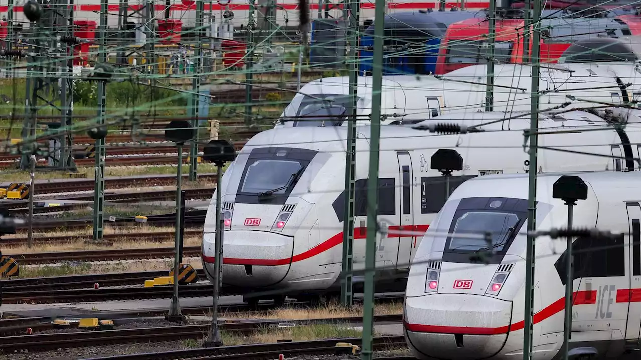 Tarifstreit mit der Deutschen Bahn: EVG-Bundesvorstand empfiehlt Annahme des Schlichterspruchs