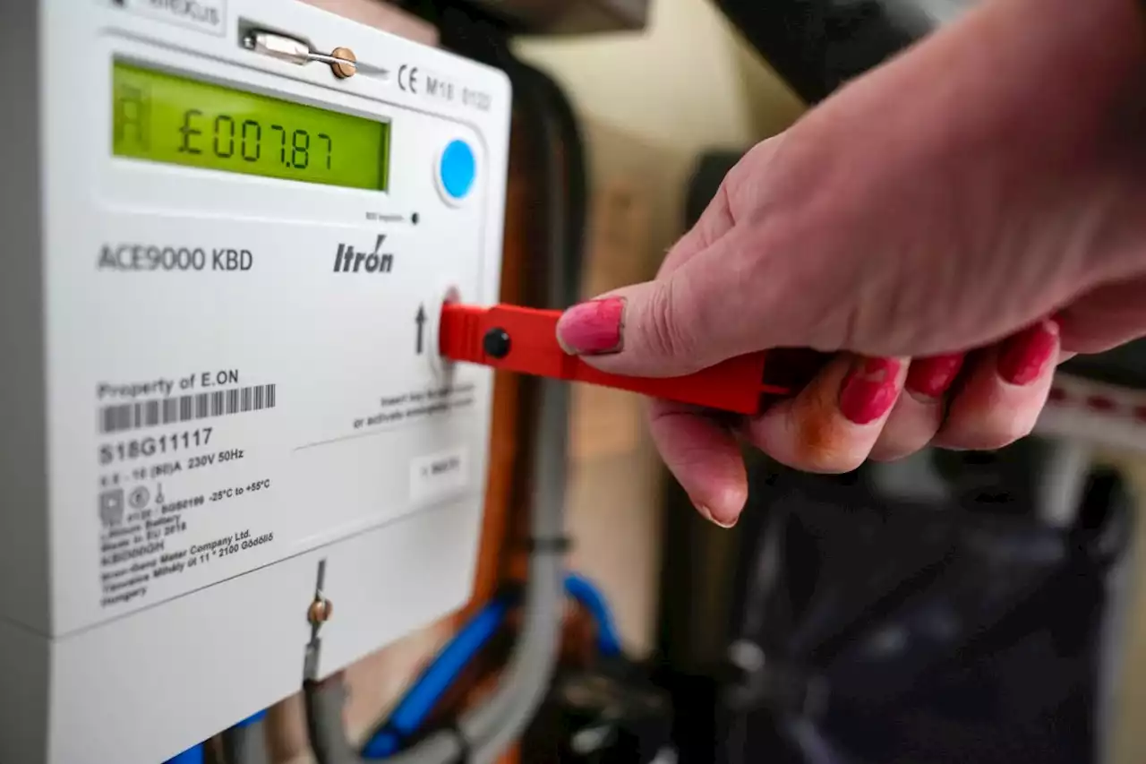 Hidden charge adding £300 to gas and electricity bills 'should be cut for prepayment customers'