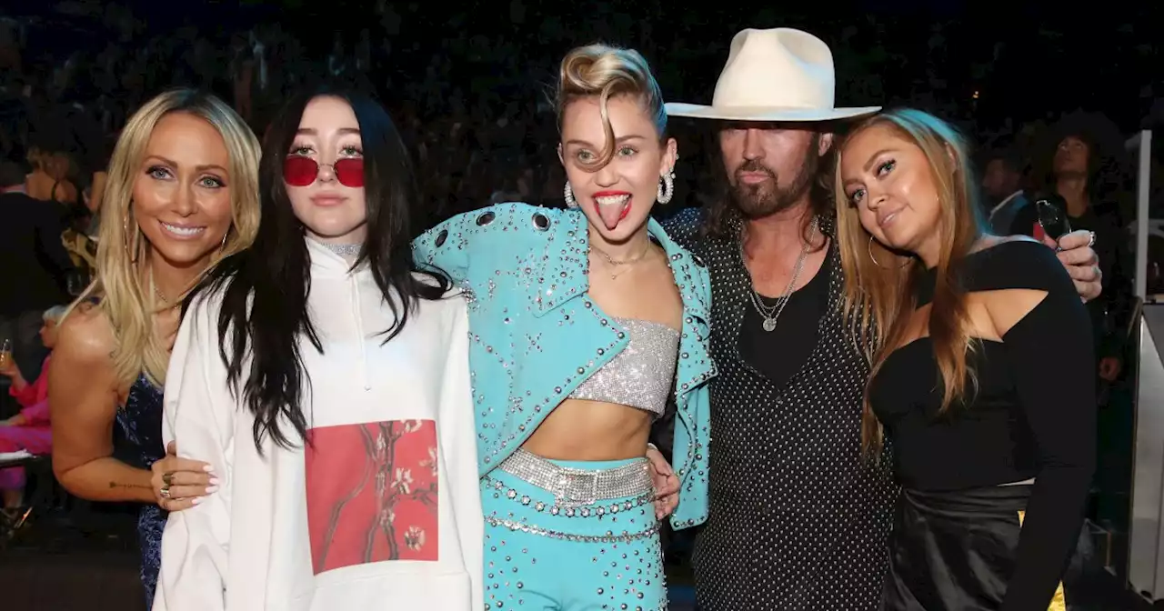 Everything to know about Miley Cyrus' 3 brothers and 2 sisters