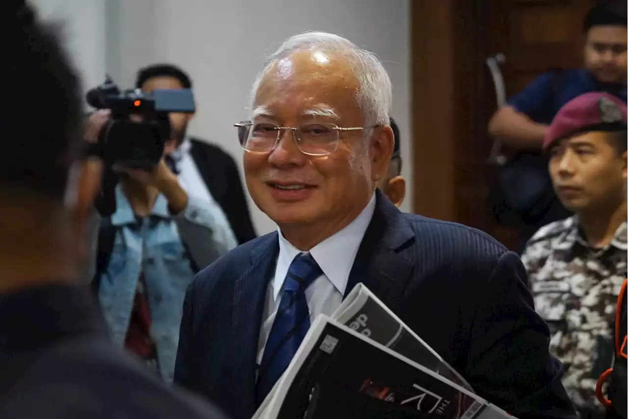 Kaji semula tuduhan terhadap Najib