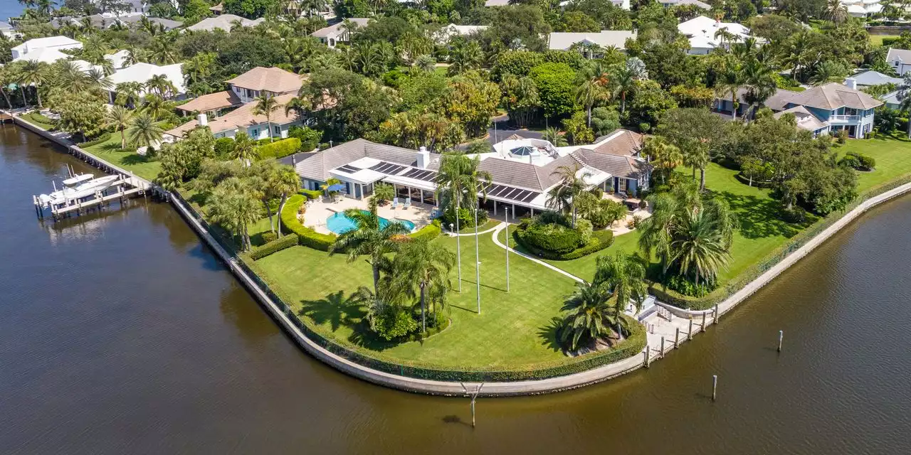 | A Florida Home With Parking for a Doggy Limo Looks to Fetch $27 Million