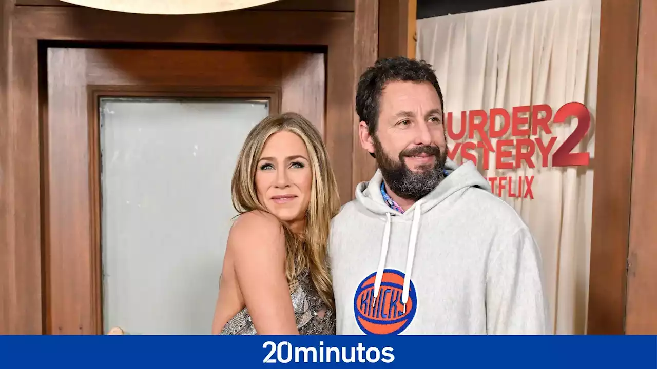 Adam Sandler le envía flores a Jennifer Aniston cada Día de la Madre, tras revelar la actriz sus problemas de fertilidad