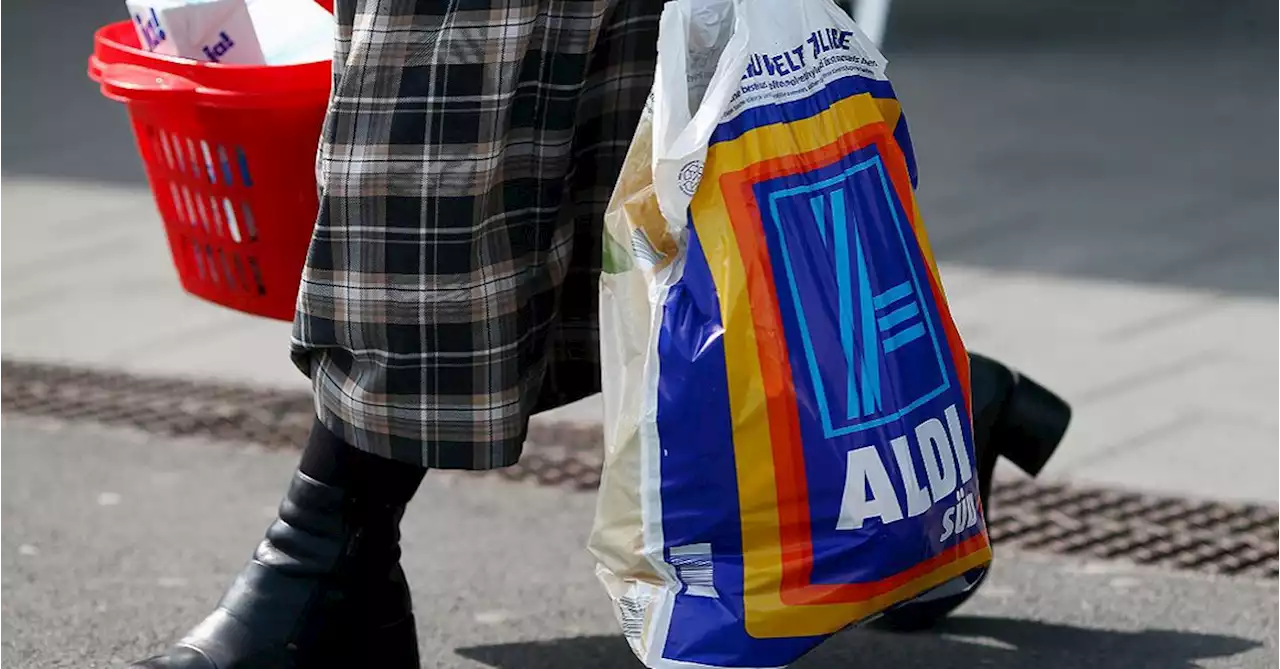 Aldi waters down speculation about move into online shopping