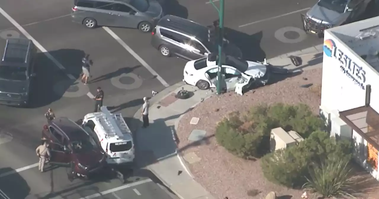 Driver arrested after pursuit in Glendale ends with crash in Phoenix