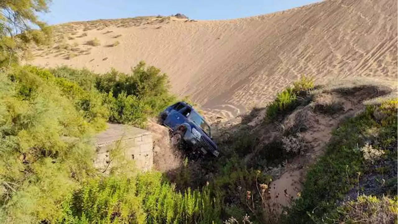 Fuoristrada sulle dune in spiaggia sarda, multa di 200 euro - Mondo Motori