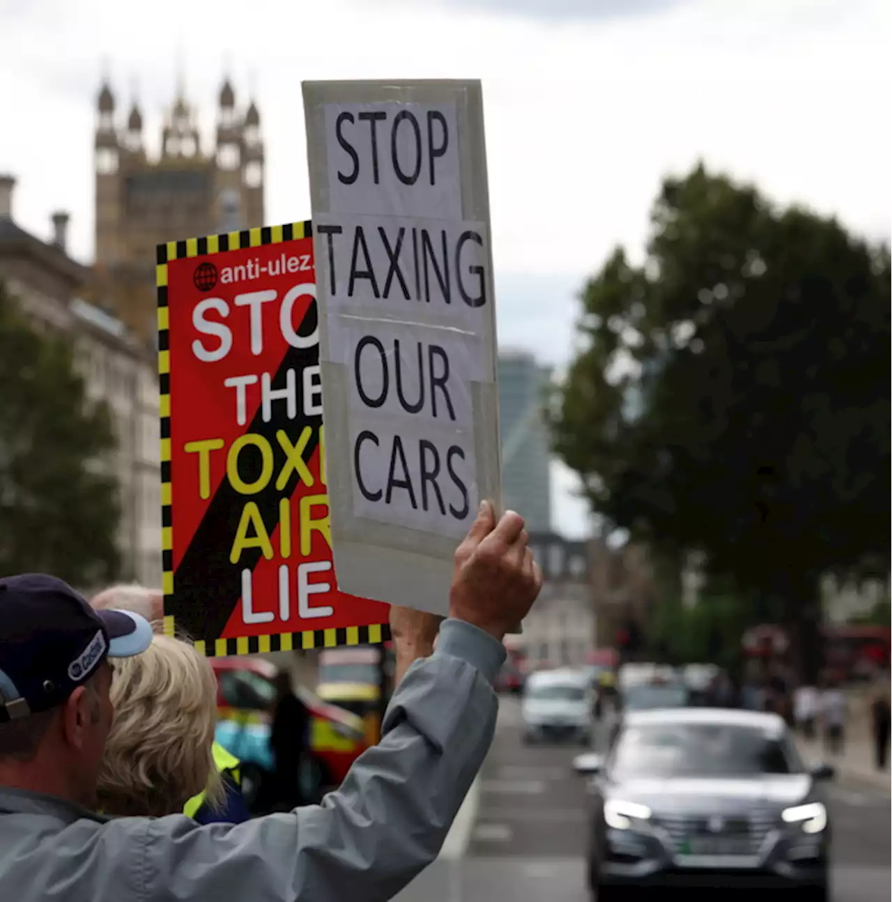 Londra: entra in vigore estensione della ztl fra le proteste - Primopiano