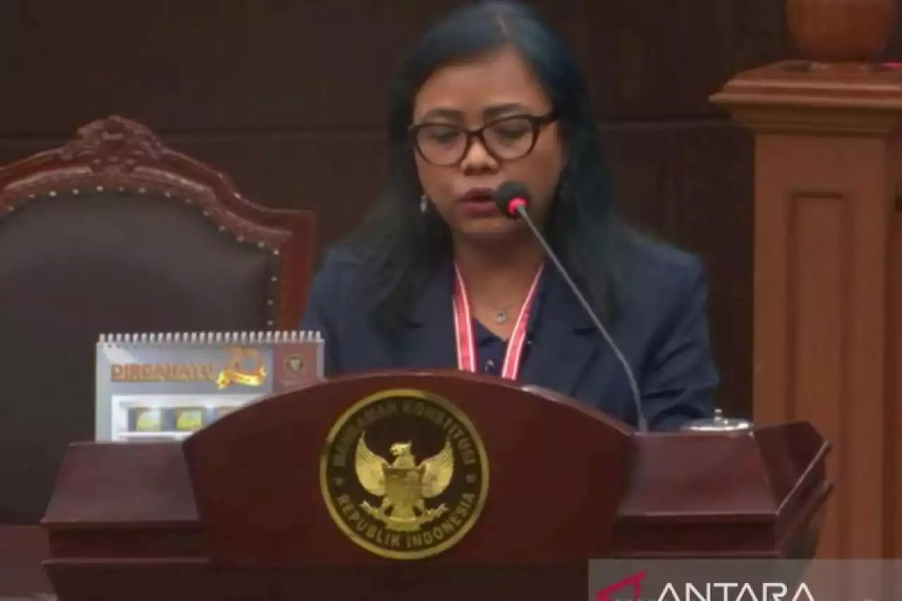 Bivitri: Batas usia capres dan cawapres bukan isu konstitusional