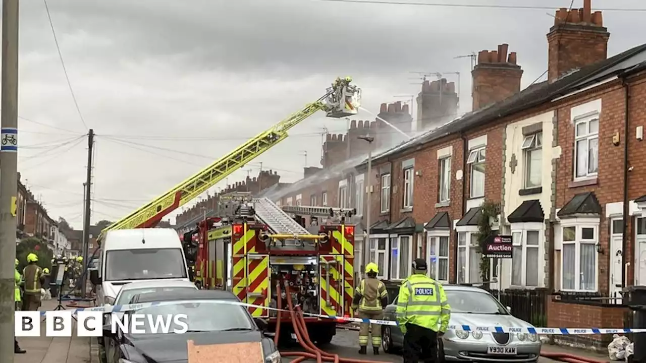 Leicester: Firefighters tackle blaze at terraced house