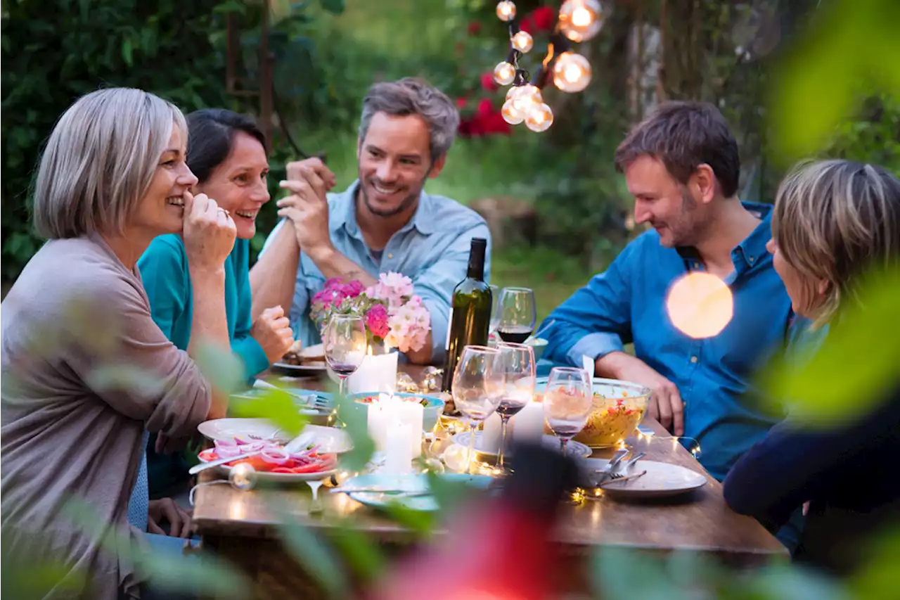 6 Questions You Should Never Ask at a Dinner Party, Etiquette Experts Say