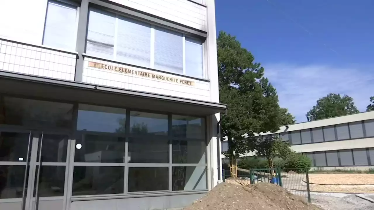 Strasbourg: rentrée compliquée pour les élèves d'une école incendiée pendant les émeutes