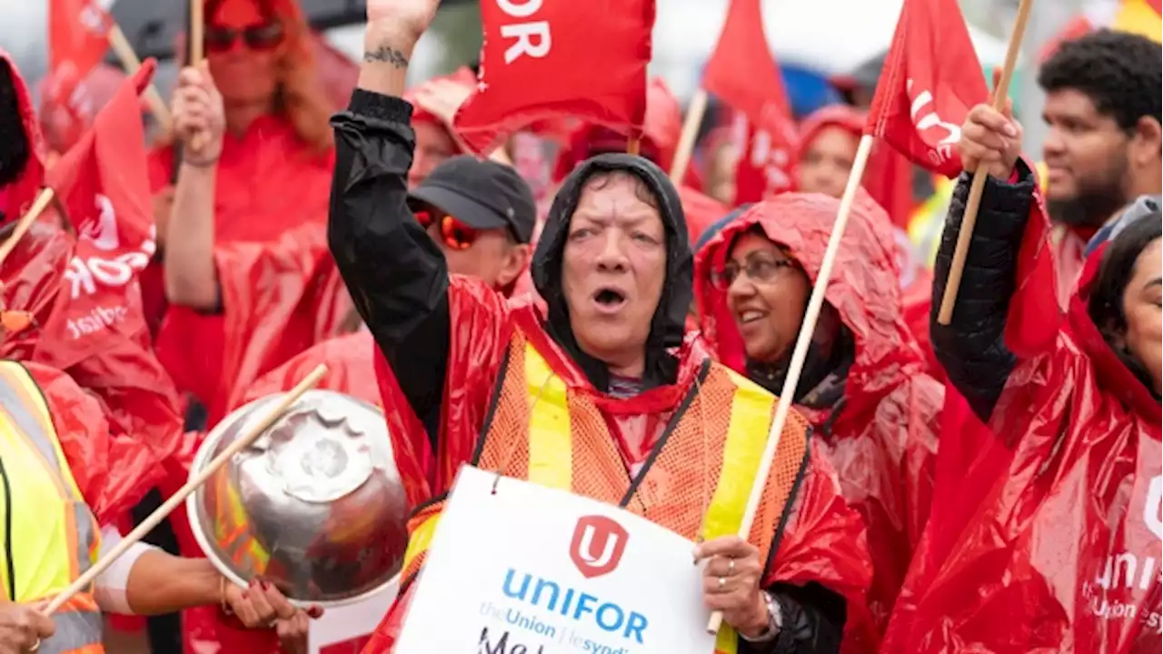 Metro and Unifor return to bargaining table after court restricts union pickets