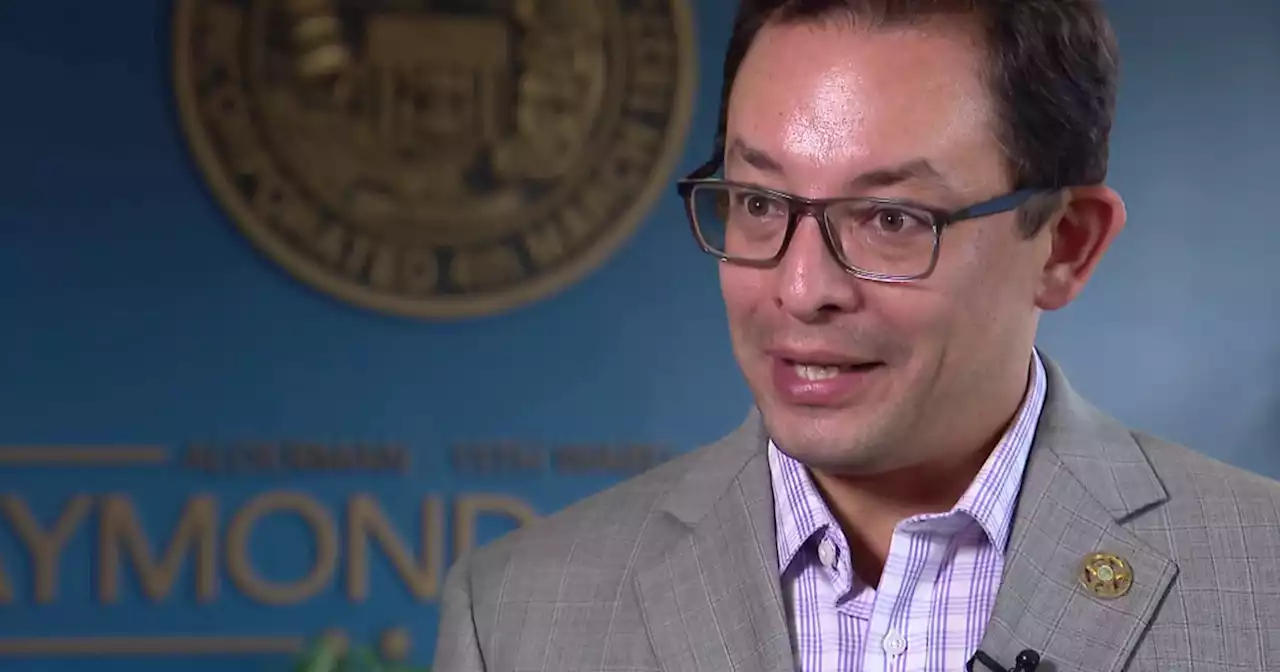 Amid migrant crisis and crime worries, alderman proposes using deportation as deterrent