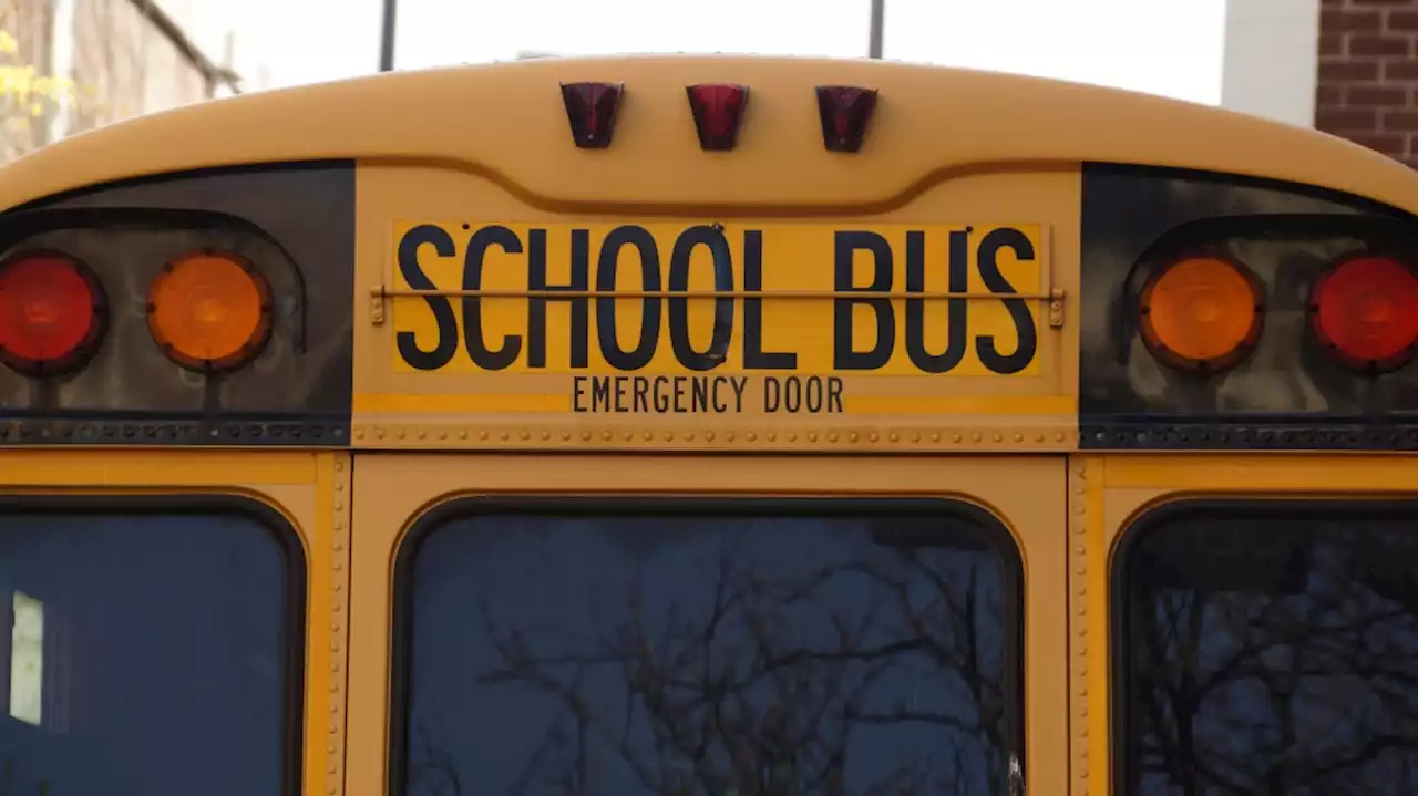 School bus authority outside Ottawa reaches tentative agreement with bus drivers