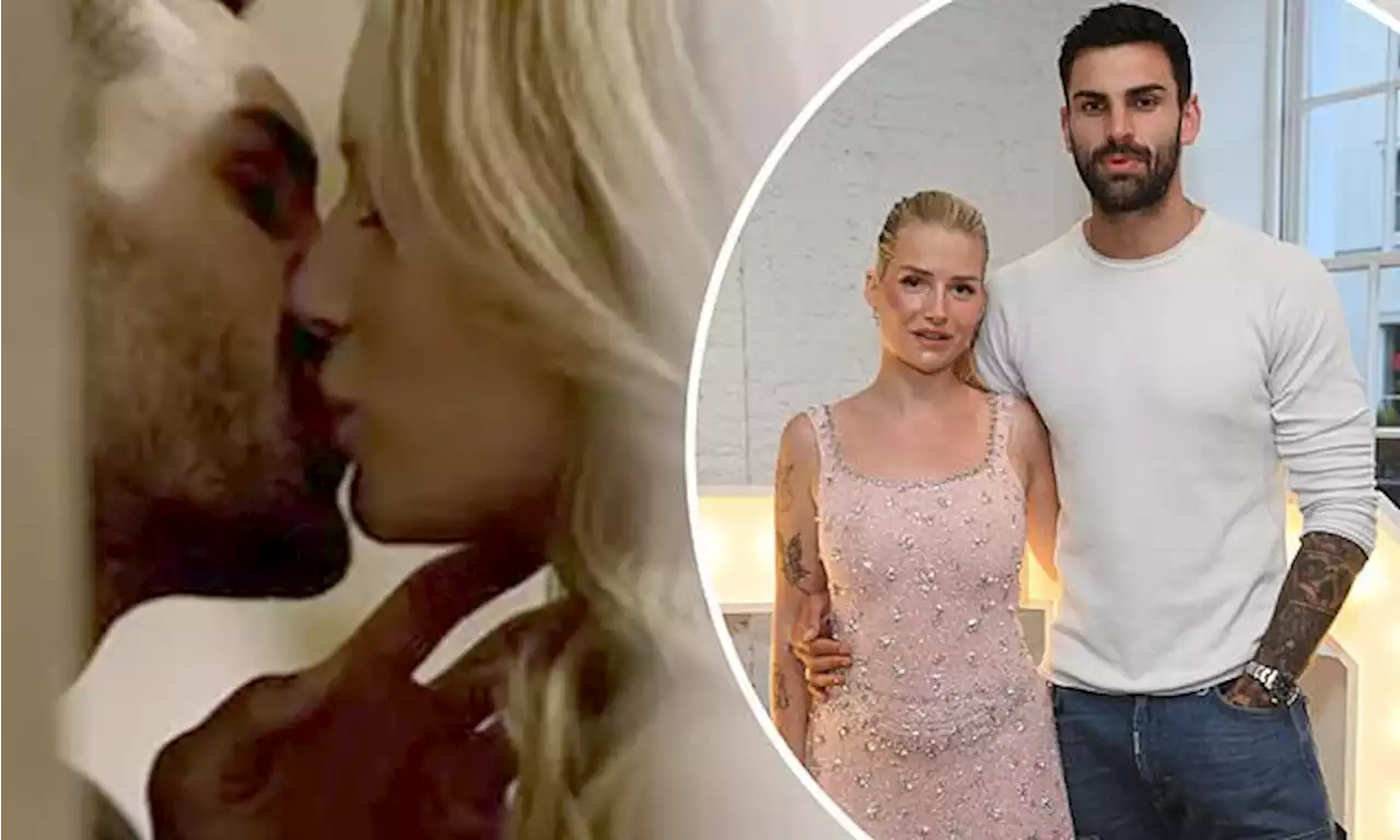 Lottie Moss and Adam Collard's first kiss is caught on camera