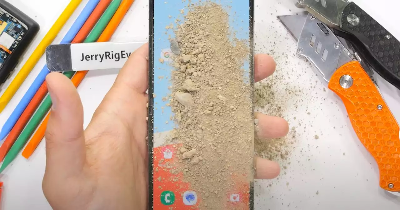 Watch Samsung's Z Flip 5 face an extreme durability test