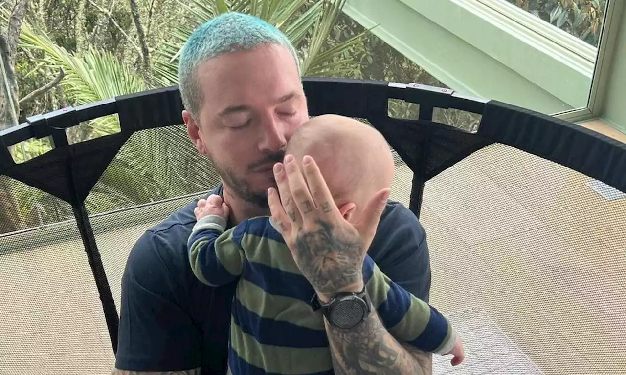 J Balvin por fin mostró el rostro de su hijo Río