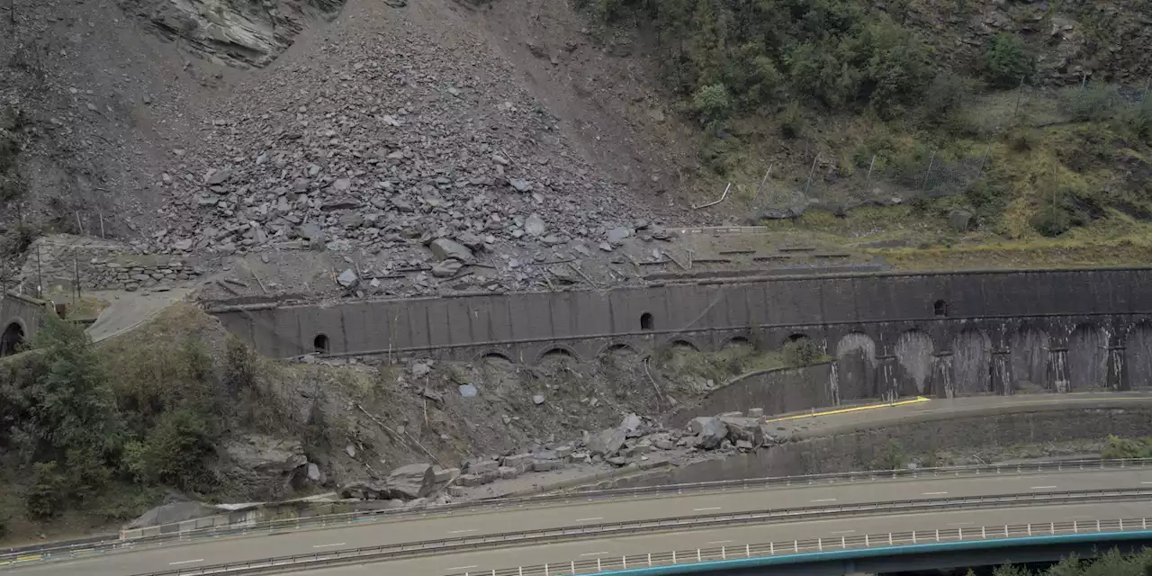 «On ne peut pas dire qu'on ne connaissait pas le problème» : l'éboulement dans les Alpes était-il prévisible ?