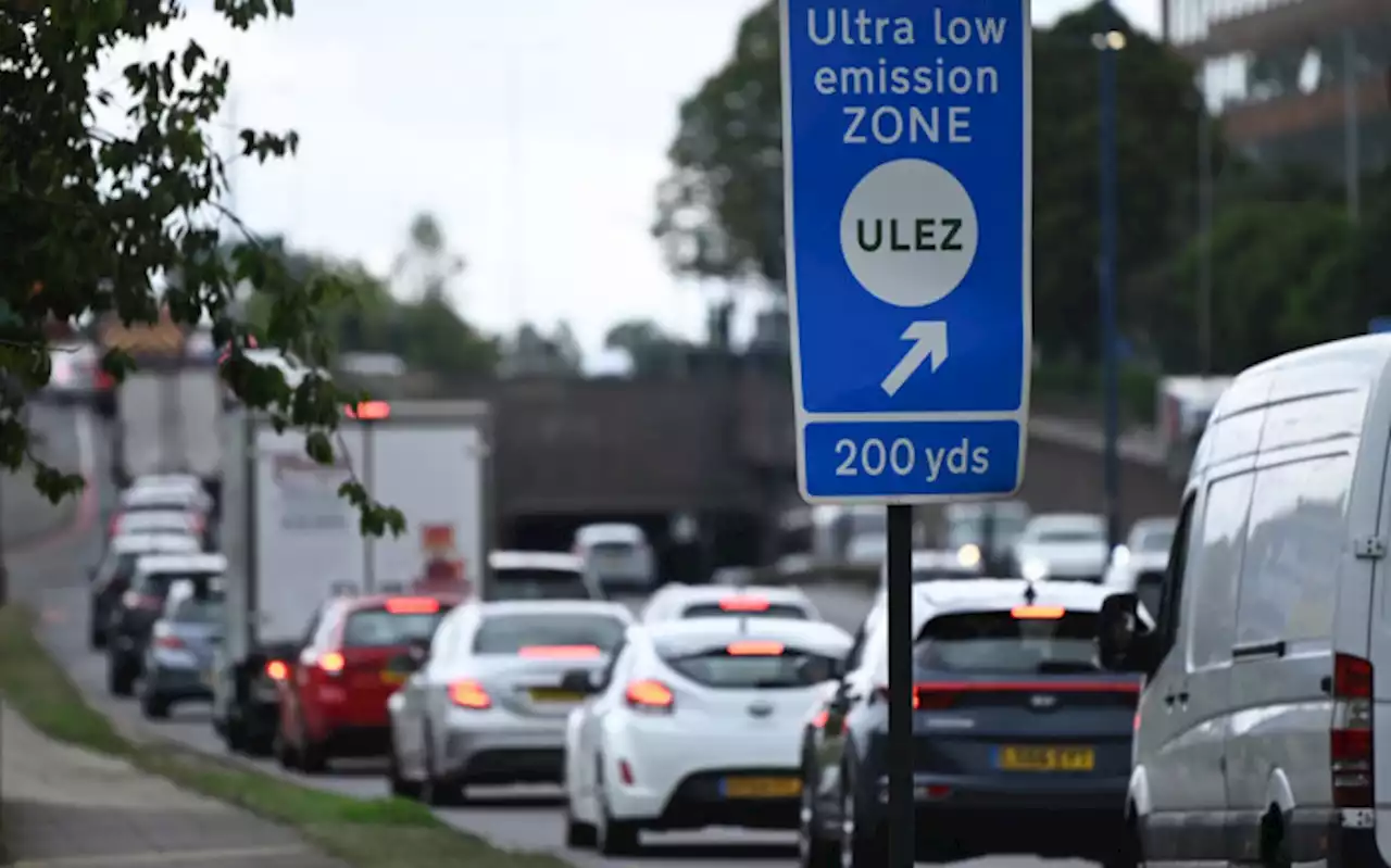 London vehicle pollution toll zone expands despite controversy