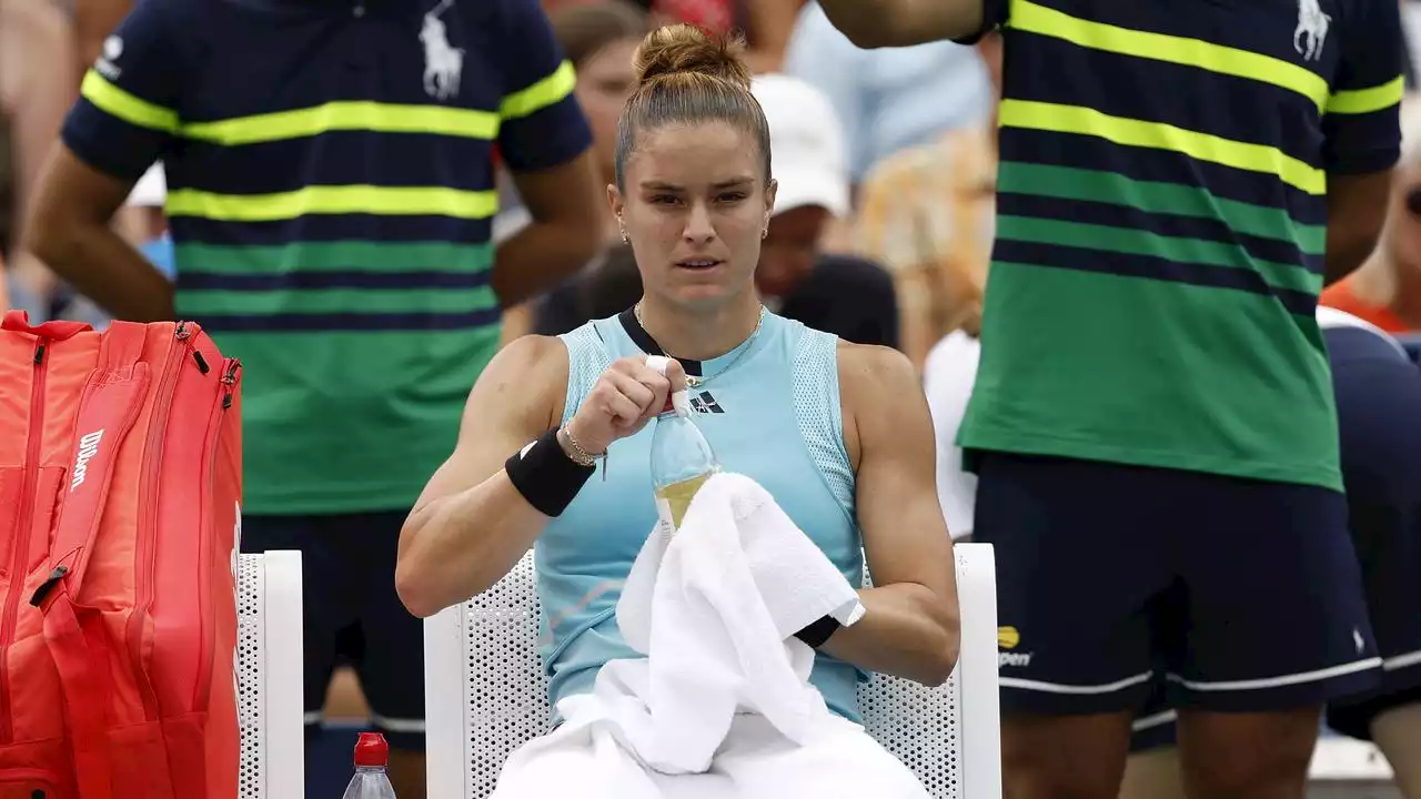 World No. 4 complains about bizarre smell; tennis star under fire over ‘disrespectful’ comment