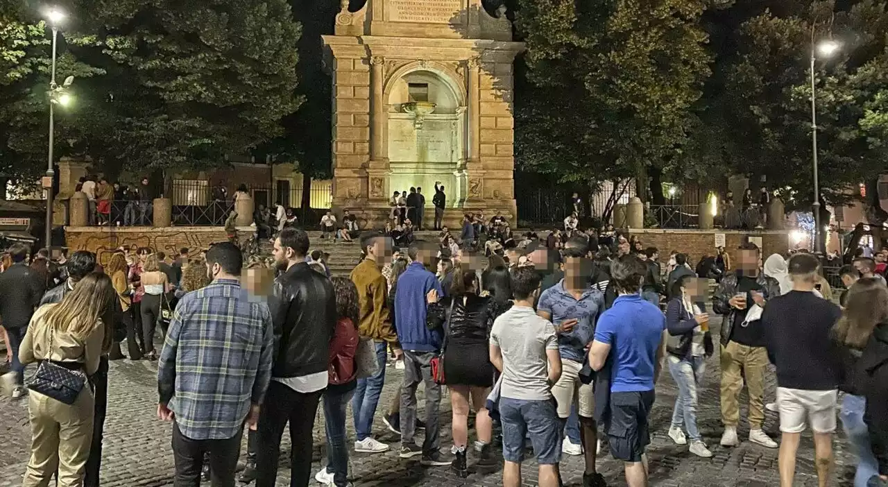 Trastevere, incubo movida ma i vigili non si vedono: controlli solo nel weekend