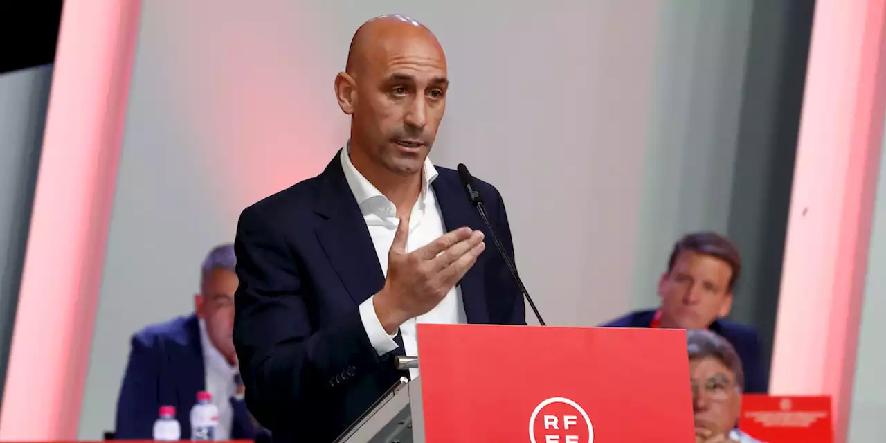 Ora anche la Federcalcio spagnola ha chiesto le dimissioni di Luis Rubiales