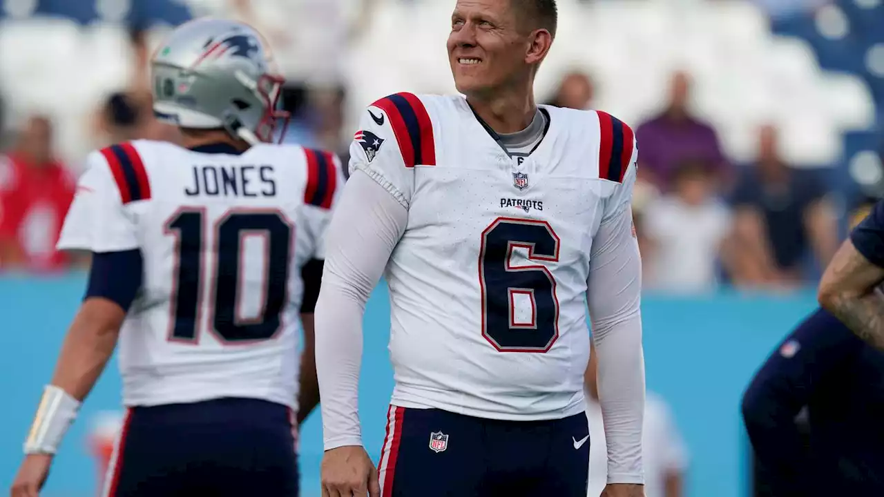 Report: Patriots trading former Pro Bowl kicker Nick Folk to Titans